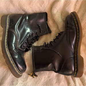 Vintage Dr. Martens 1460 boots black